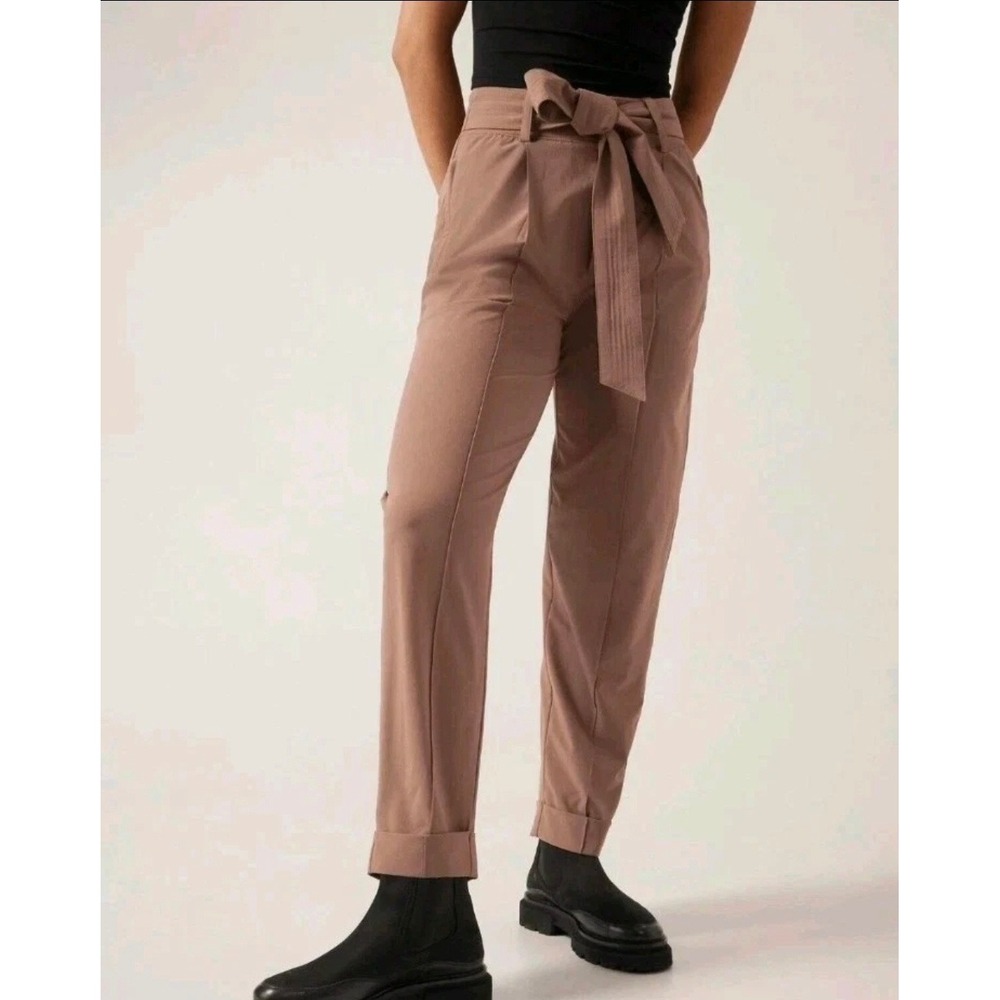 Athleta Cardiff Pant 6 Brown Tapered Leg Tie waist Minimalist Trousers 882681